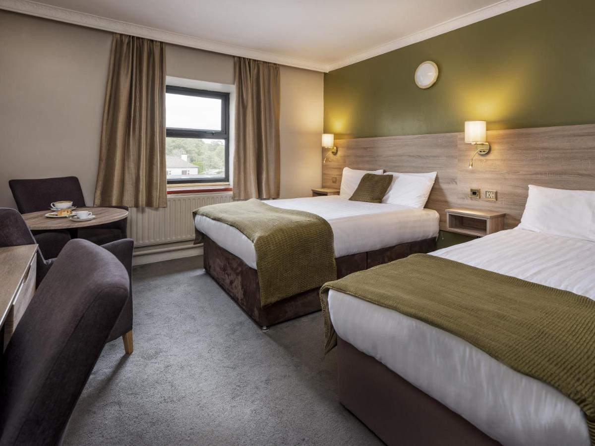 Treacys West County Conference And Leisure Centre Hotel Ennis Buitenkant foto