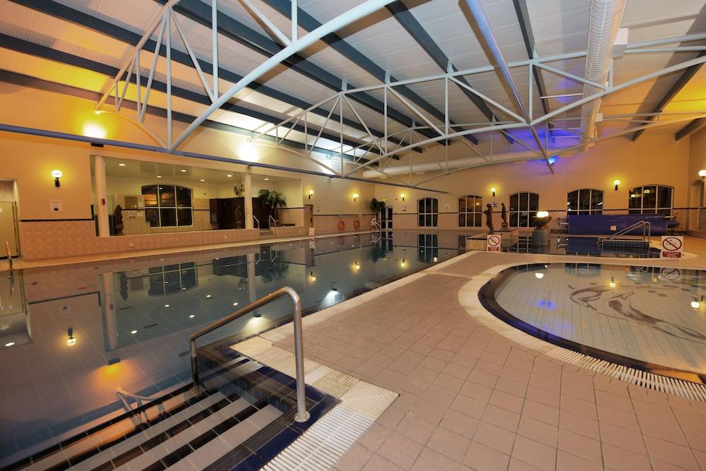 Treacys West County Conference And Leisure Centre Hotel Ennis Buitenkant foto