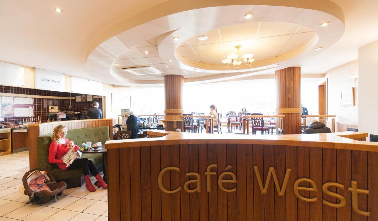 Treacys West County Conference And Leisure Centre Hotel Ennis Buitenkant foto